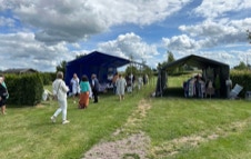 Utställning på Holi-Day-Festivalen 2024